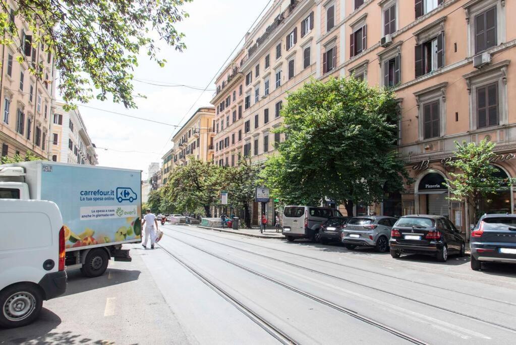 Appartamento La Casa Di Marisela In Via Emanuele Filiberto Roma Esterno foto