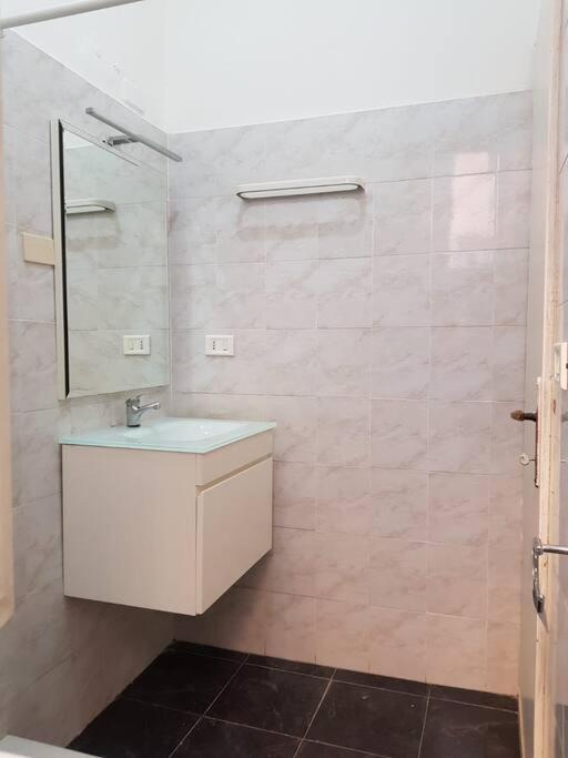 Appartamento La Casa Di Marisela In Via Emanuele Filiberto Roma Esterno foto